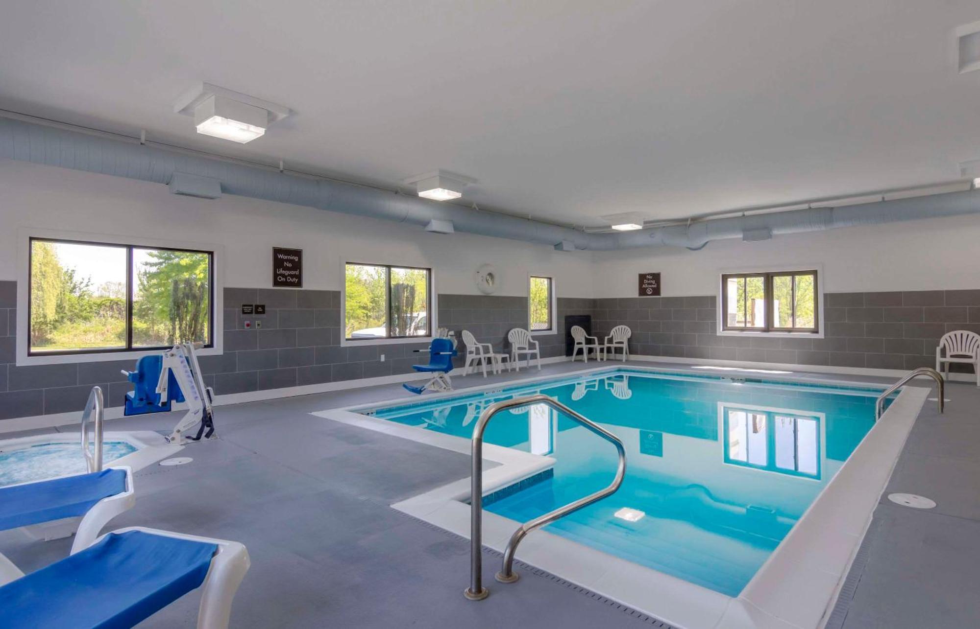 Hotel Sleep & Near Gregg-adams 3*